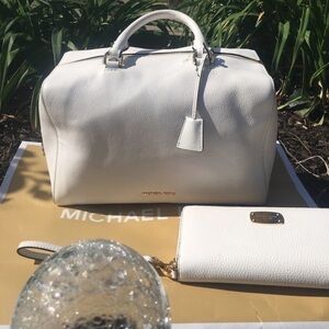 Michael Kors Kirby in winter white with matching zip around full size wallet